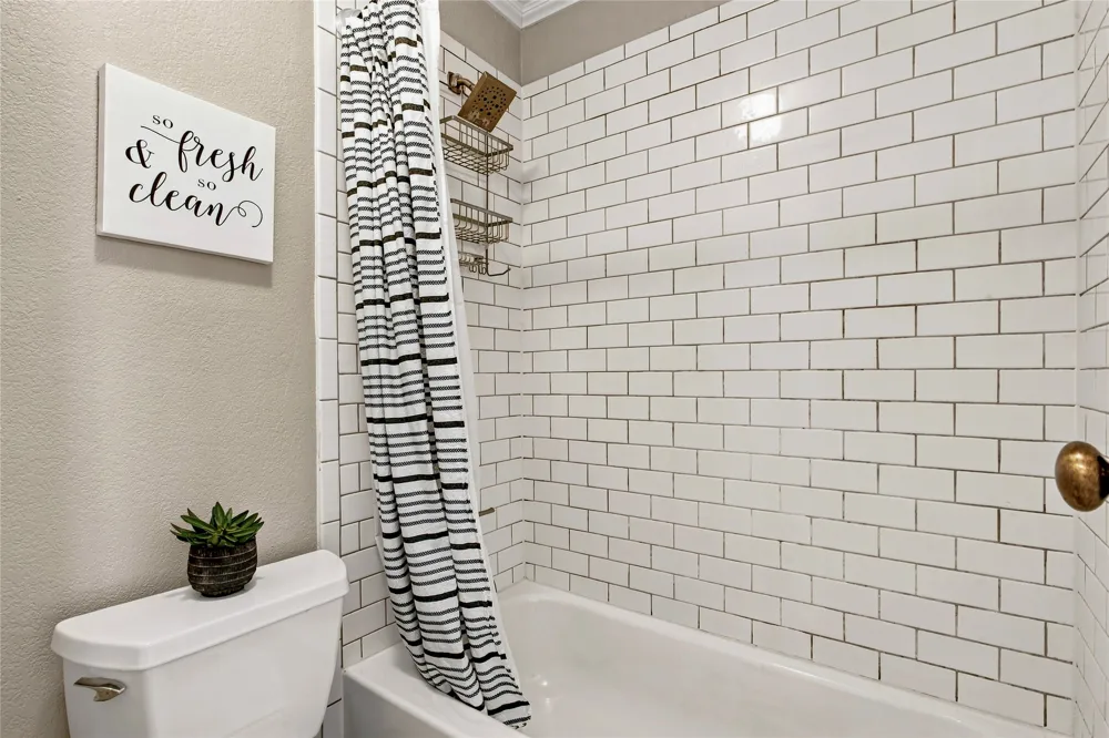 911 Rolling Brook Lane Coppell, TX 75019