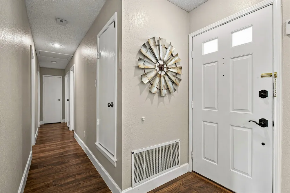 911 Rolling Brook Lane Coppell, TX 75019