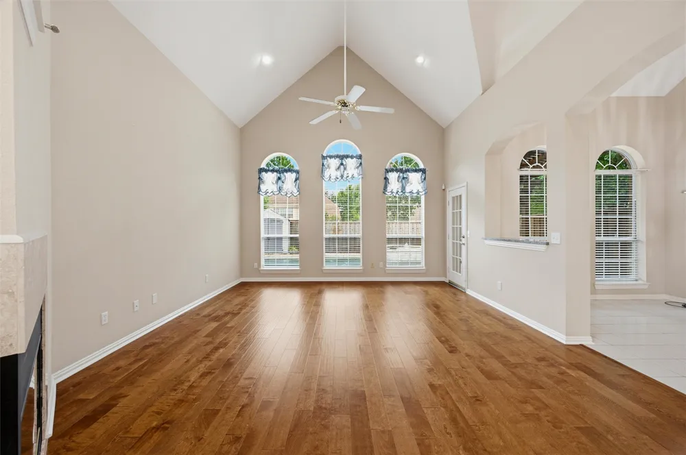 2228 Amy Lane Plano, TX 75074
