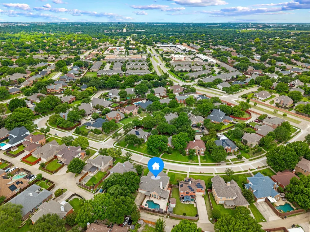 2228 Amy Lane Plano, TX 75074