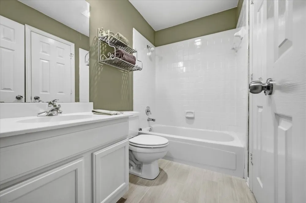 2228 Amy Lane Plano, TX 75074