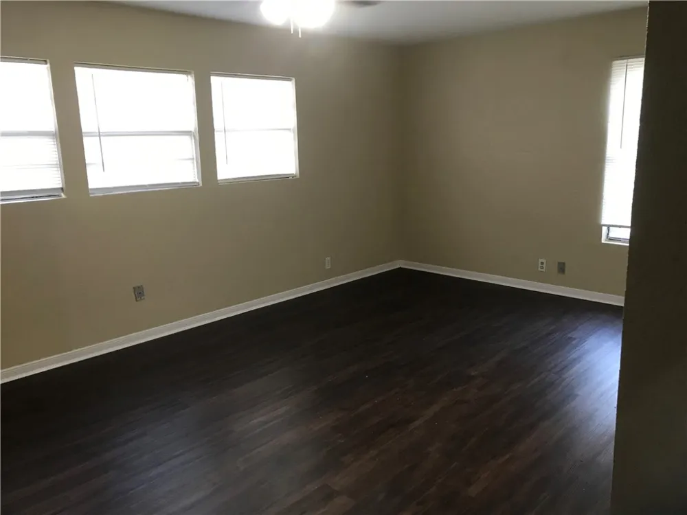 4317 Green Grove Drive Corpus Christi, TX 78415