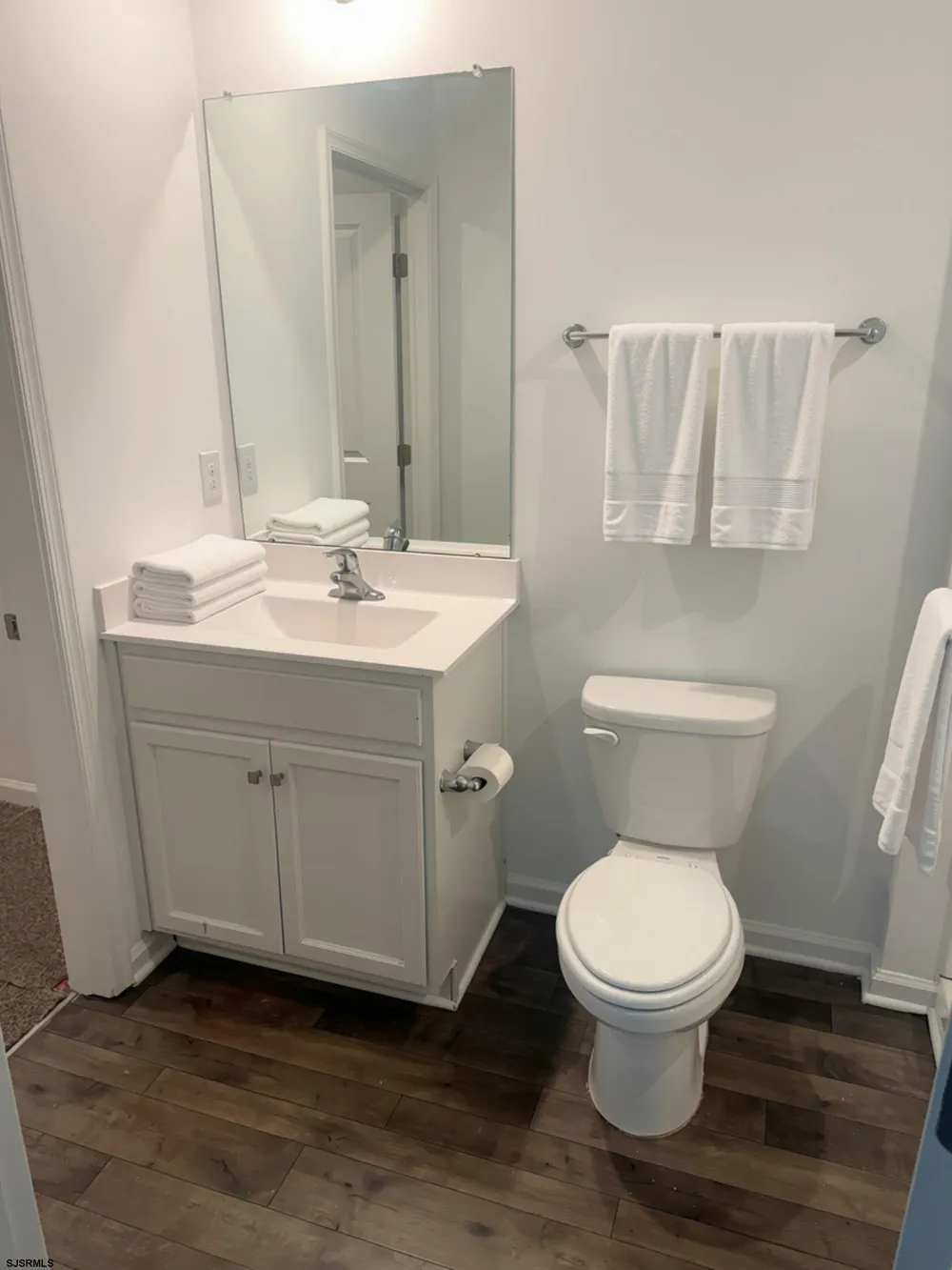7 Pin Oak Drive Mays Landing, NJ 08330