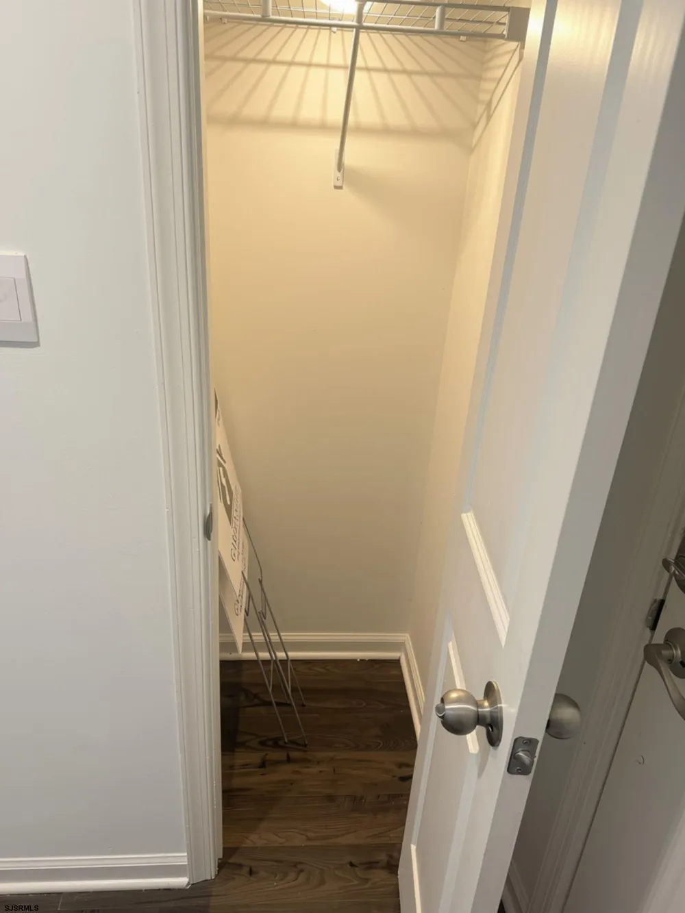 7 Pin Oak Drive Mays Landing, NJ 08330
