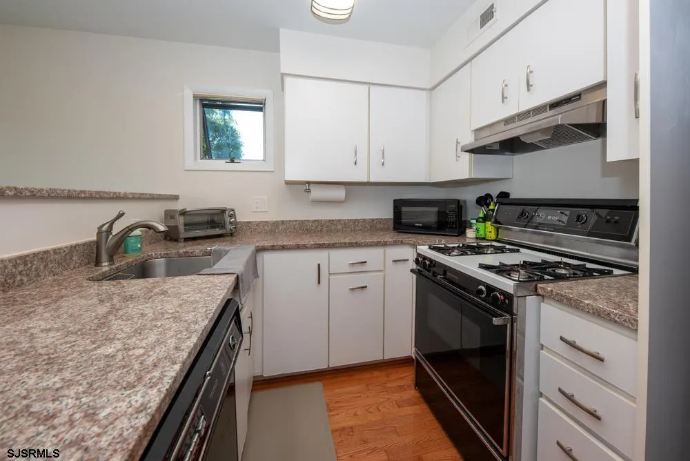 6 Catalina Drive Linwood, NJ 08221
