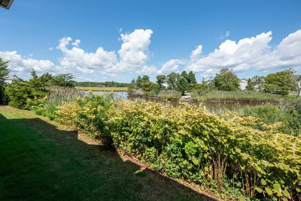 6 Catalina Drive Linwood, NJ 08221
