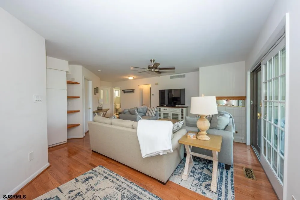 6 Catalina Drive Linwood, NJ 08221