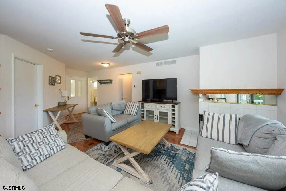 6 Catalina Drive Linwood, NJ 08221