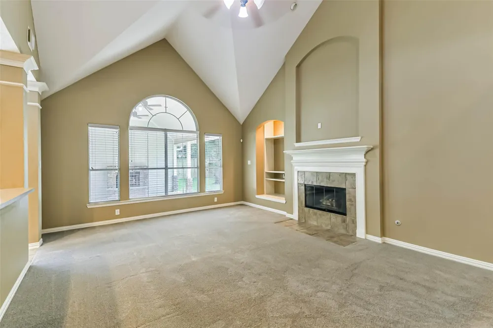 15 Filigree Pines Place The Woodlands, TX 77382