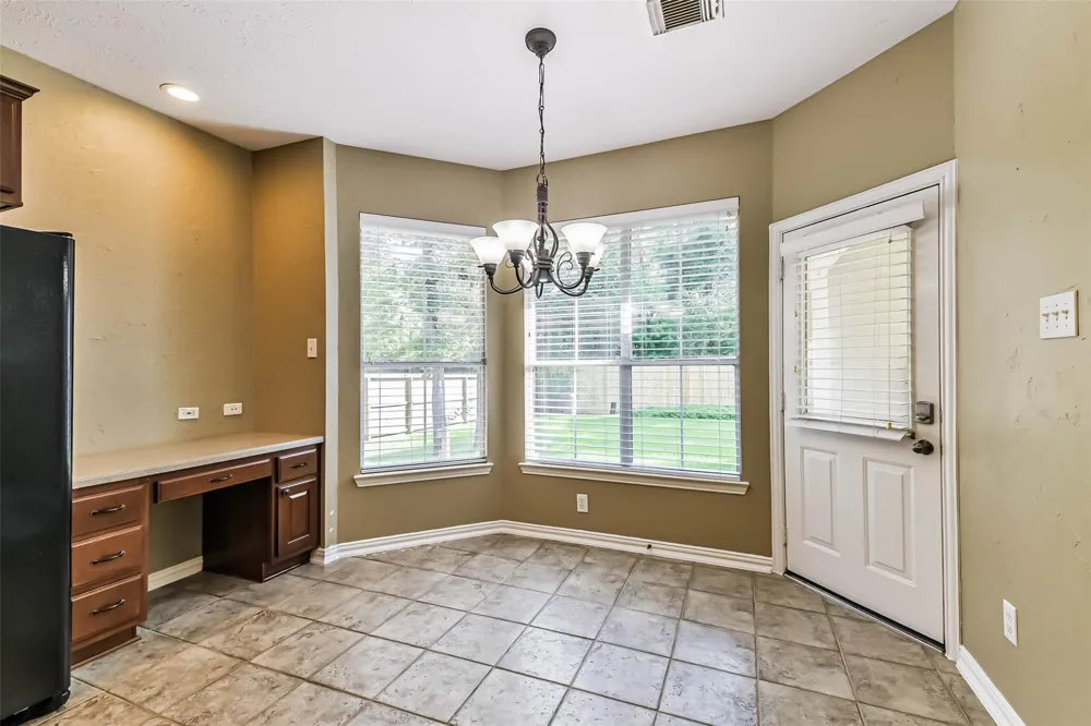 15 Filigree Pines Place The Woodlands, TX 77382