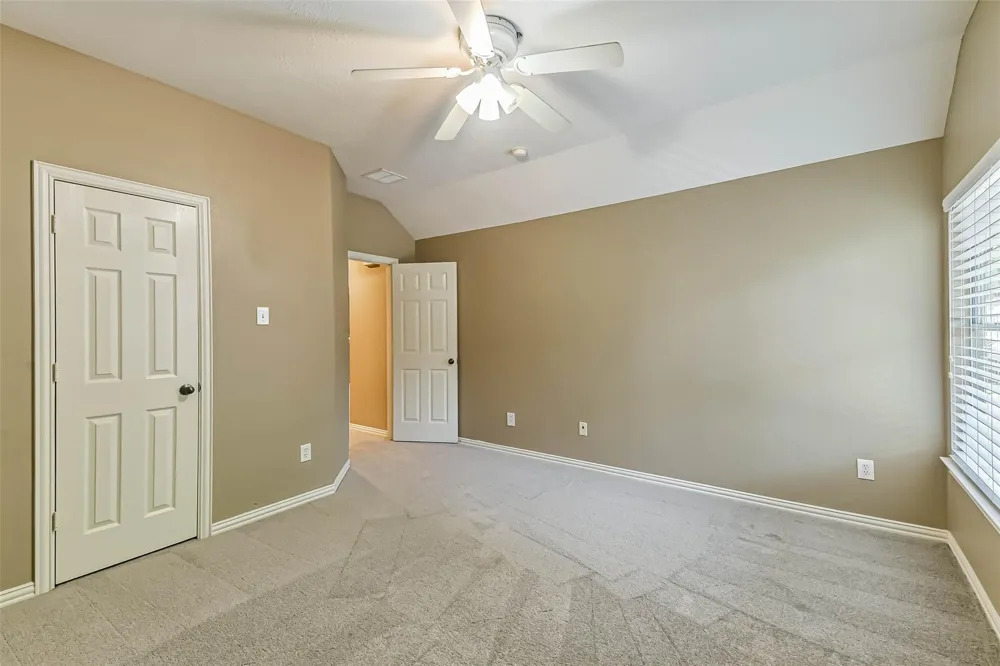 15 Filigree Pines Place The Woodlands, TX 77382