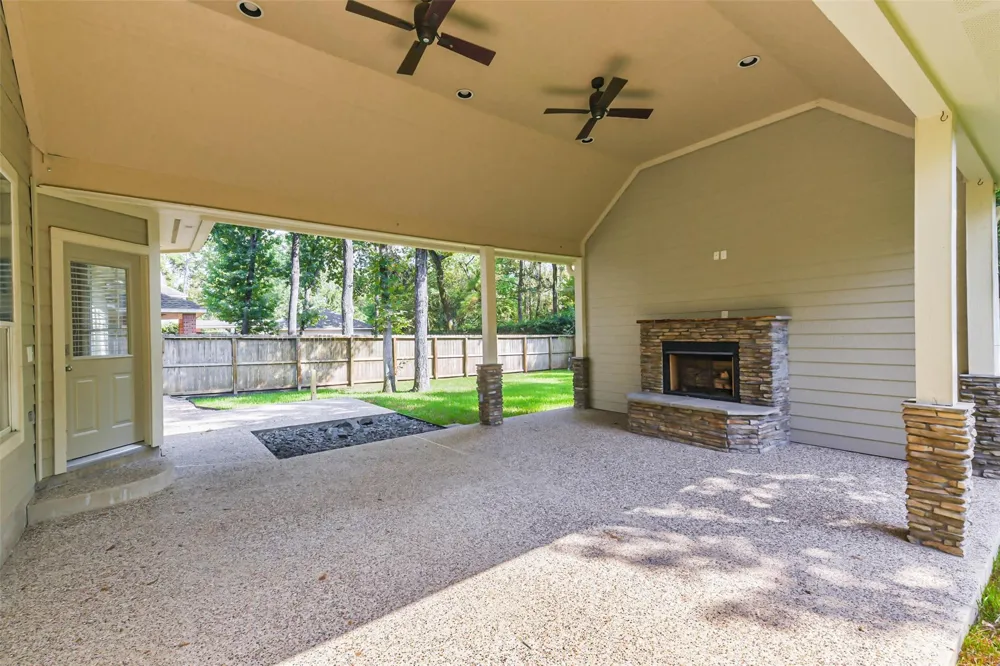 15 Filigree Pines Place The Woodlands, TX 77382