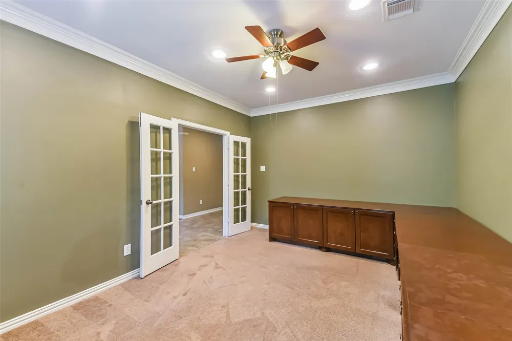 15 Filigree Pines Place The Woodlands, TX 77382