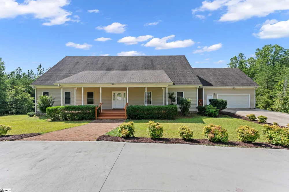 397 Lindsey Lake Road Travelers Rest, SC 29690