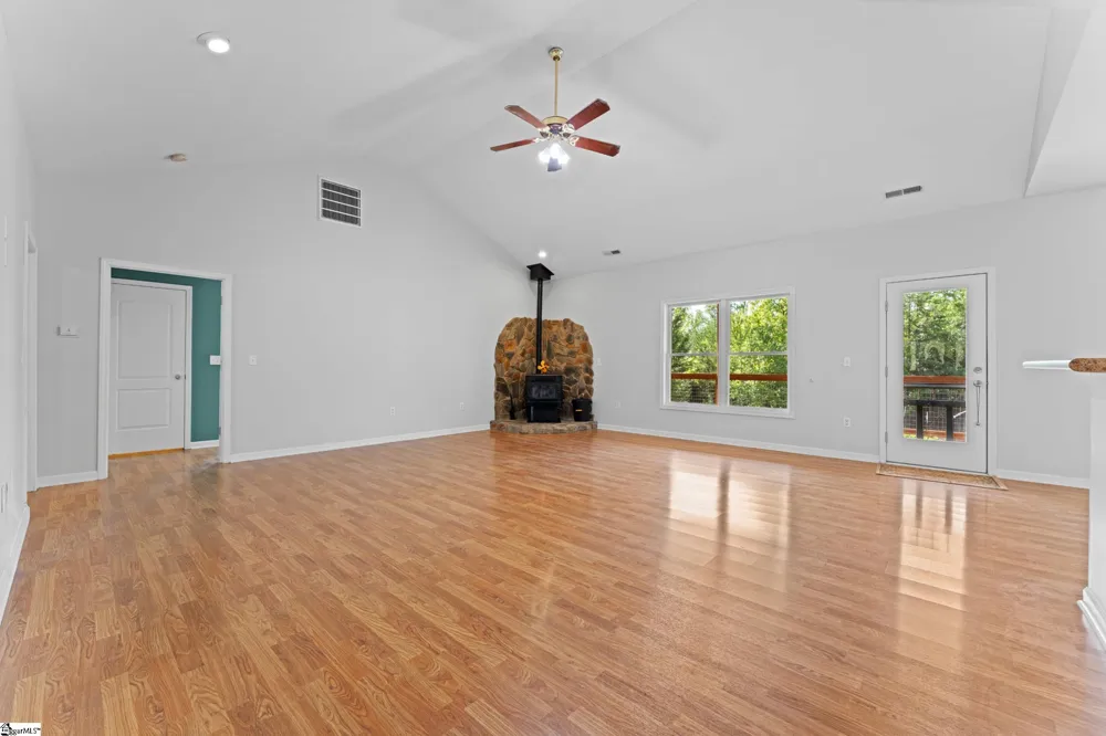 397 Lindsey Lake Road Travelers Rest, SC 29690