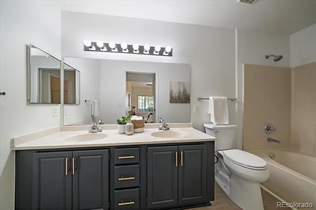 3701 Cactus Creek Court #104 Highlands Ranch, CO 80126