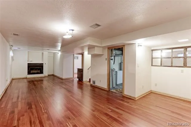 409 E 109th Avenue Northglenn, CO 80233