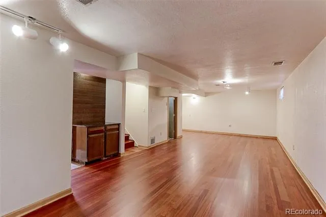 409 E 109th Avenue Northglenn, CO 80233