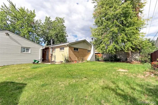 409 E 109th Avenue Northglenn, CO 80233