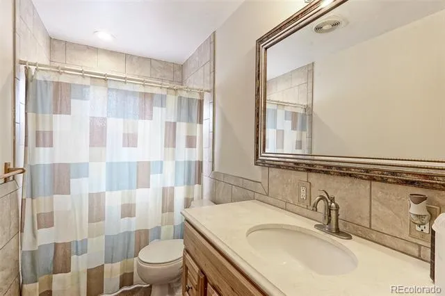 409 E 109th Avenue Northglenn, CO 80233