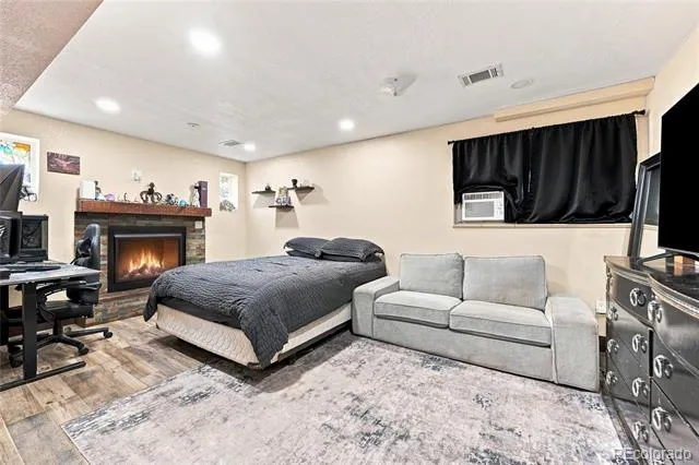 4204 W Roanoke Place Denver, CO 80236