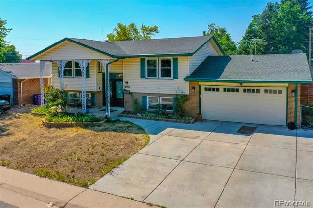 4204 W Roanoke Place Denver, CO 80236
