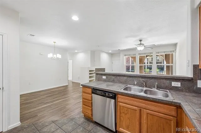 7777 E 23rd Avenue #1403 Denver, CO 80238