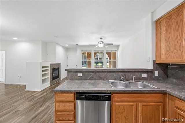 7777 E 23rd Avenue #1403 Denver, CO 80238