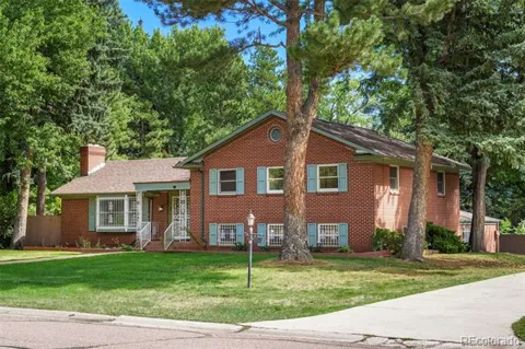 29 Briarwood Place