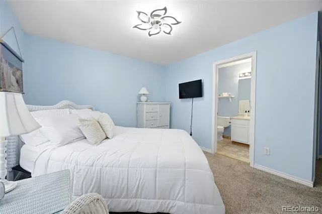 11694 W Stanford Drive Morrison, CO 80465
