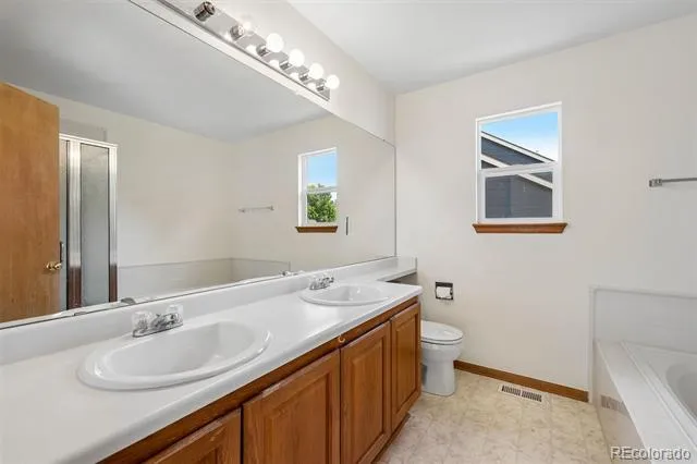 5114 S Jebel Street Centennial, CO 80015