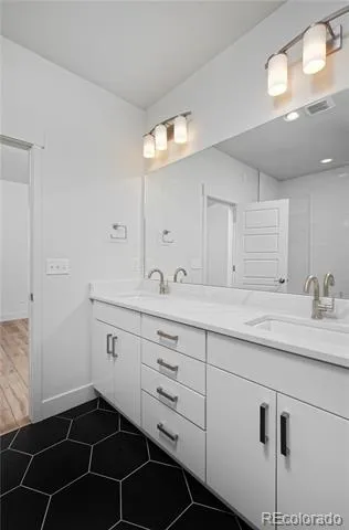 3139 W Bates Avenue Denver, CO 80236