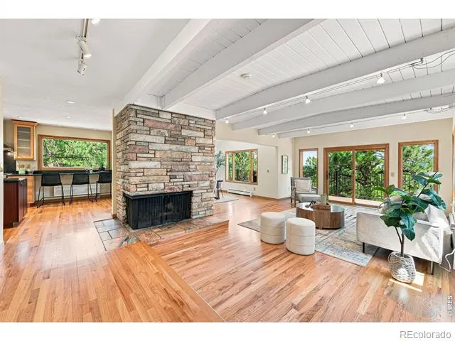 335 Pine Tree Lane Boulder, CO 80304