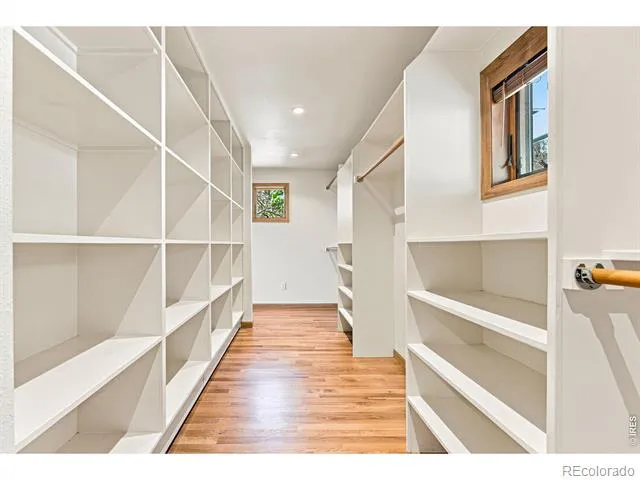335 Pine Tree Lane Boulder, CO 80304