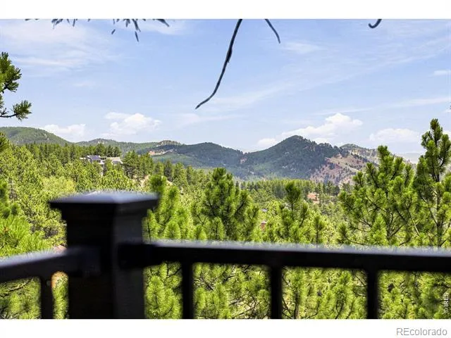 335 Pine Tree Lane Boulder, CO 80304