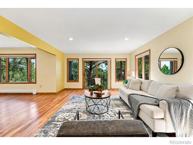 335 Pine Tree Lane Boulder, CO 80304