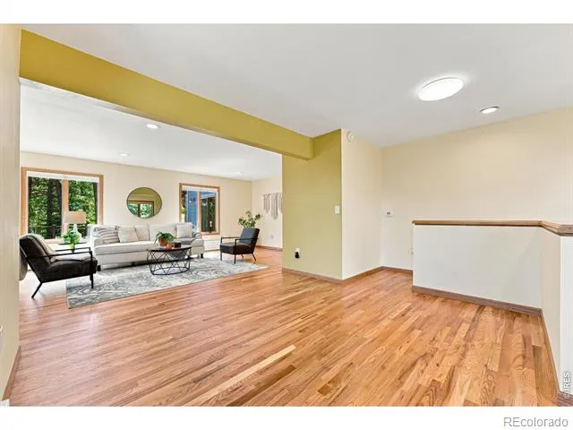335 Pine Tree Lane Boulder, CO 80304