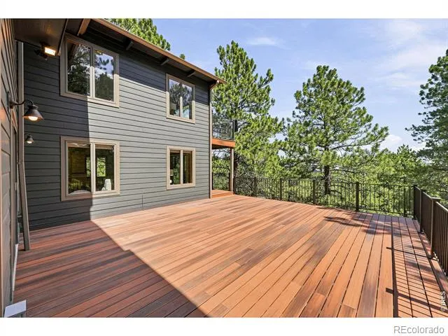335 Pine Tree Lane Boulder, CO 80304