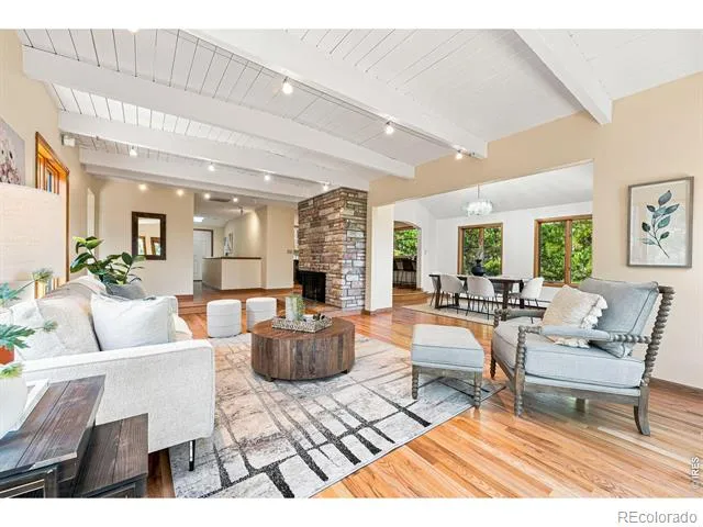 335 Pine Tree Lane Boulder, CO 80304