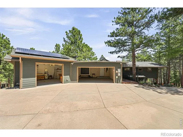 335 Pine Tree Lane Boulder, CO 80304