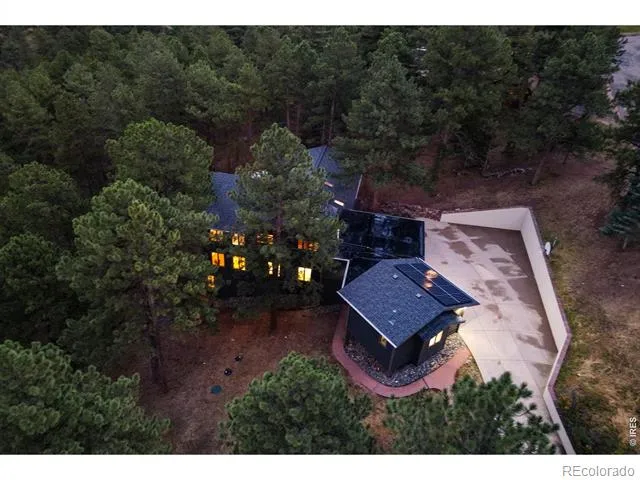 335 Pine Tree Lane Boulder, CO 80304