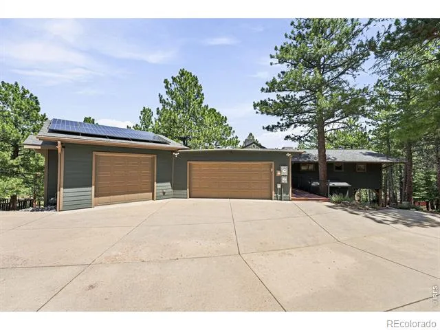 335 Pine Tree Lane Boulder, CO 80304