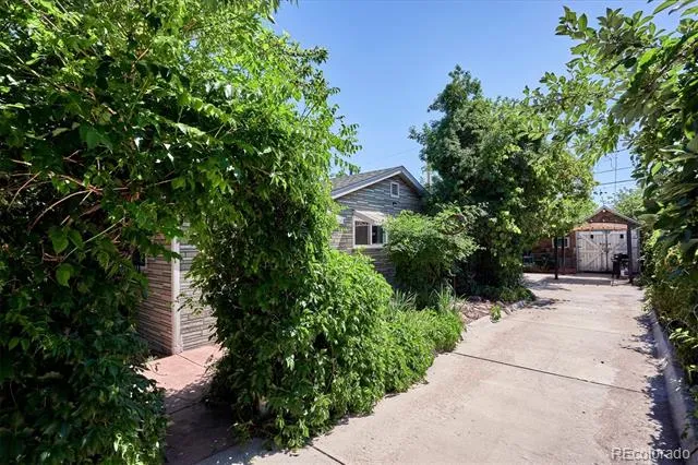 746 Stuart Street Denver, CO 80204