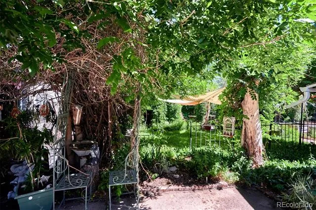 746 Stuart Street Denver, CO 80204