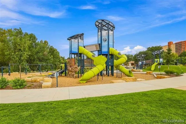 746 Stuart Street Denver, CO 80204