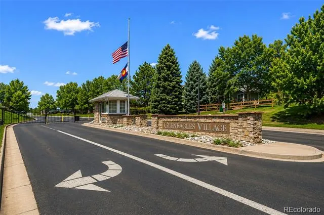 15 Tamerlain Court Littleton, CO 80130