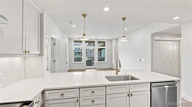 7220 W Bonfils Lane #302 Denver, CO 80226