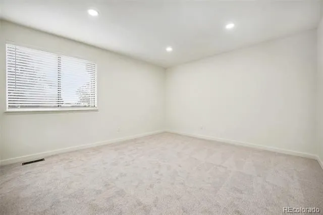 8711 Carr Loop Arvada, CO 80005
