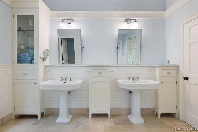 4660 S Downing Street Cherry Hills Village, CO 80113