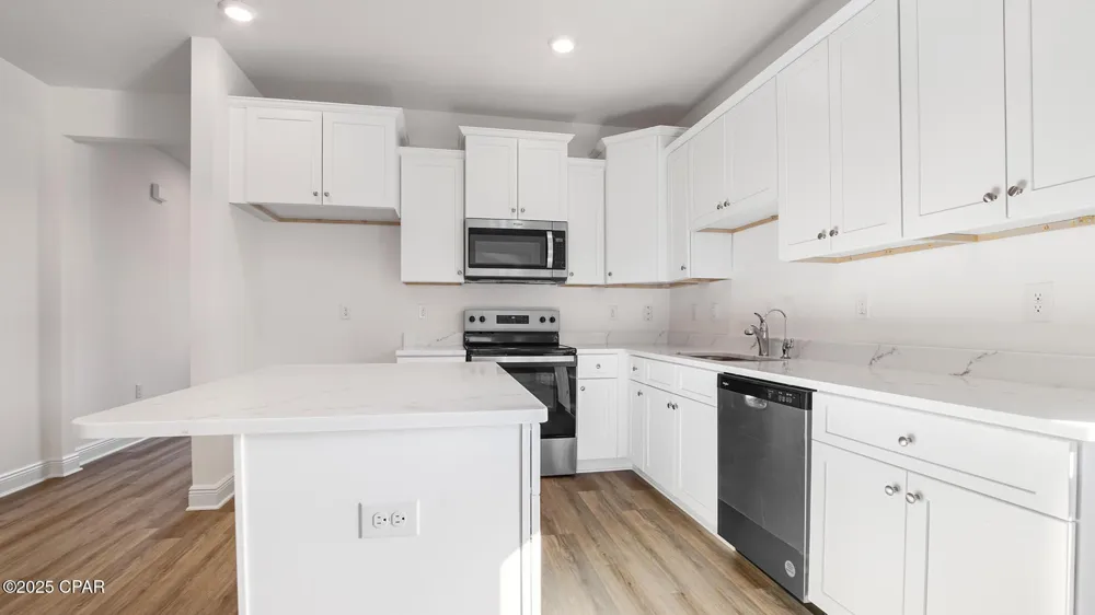 558 Hancock Way Panama City Beach, FL 32413